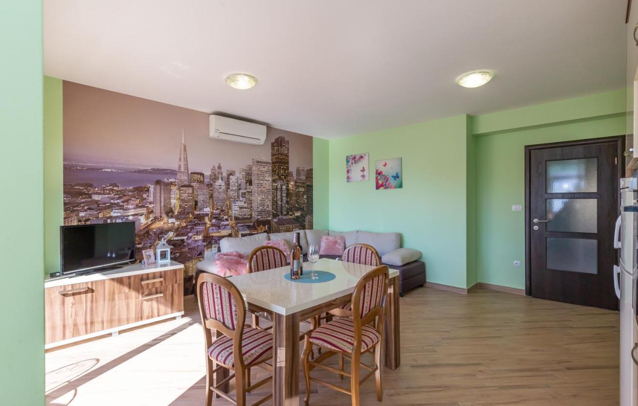 Andela 1 Lägenhet Makarska Exteriör bild